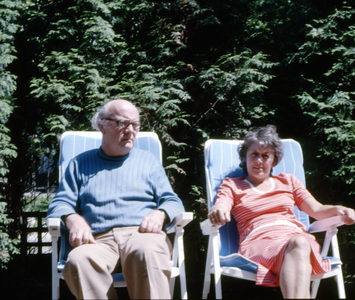 52539 De heer en mevrouw Tuynman.Oud leraar J. Tuynman was jarenlang actief in de Documentatiegroep Walcheren 1939-1945.
