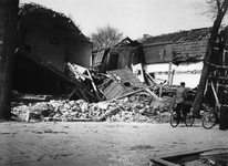 52712 Tweede Wereldoorlog. Bombardement op 24 april 1942 in de namiddag om 2.24 uur. De panden Clijverstraat 37, ...