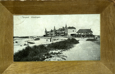 52872 'Strand Vlissingen'. Boulevard Evertsen, badkaartenbuffet, villa's en het Grand Hotel des Bains