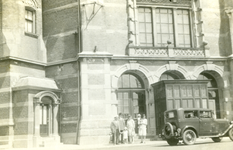 53622 Het station op het Stationsplein, gebouwd in 1893/1894, opengesteld in 1894.