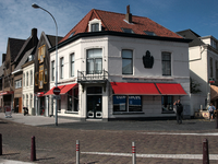 54158 Coosje Buskenstraat 161, hoek Badhuisstraat, makelaar Begijn, gezien vanaf het Betje Wolffplein