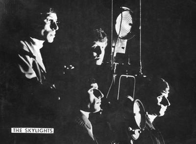 54884 De Middelburgse band The Skylights. In de zomer van 1966 speelden The Skylights door de week vaak in nachtclub La ...