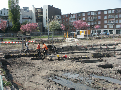 55113 Archeologie, opgravingen op het terrein tussen de Slijkstraat, Koestraat, Gasthuisstraat en de Samaritaanstraat ...