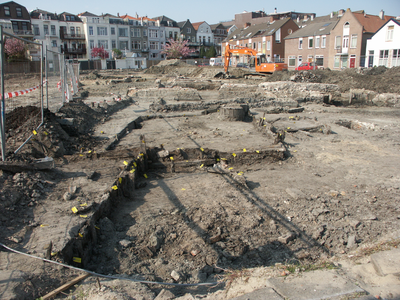 55114 Archeologie, opgravingen op het terrein tussen de Slijkstraat, Koestraat, Gasthuisstraat en de Samaritaanstraat ...