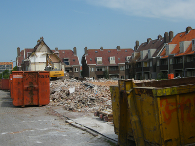 55512 De oostzijde van de Nijverheidstraat in de richting van de Sottegemstraat tijdens de afbraak van de ...