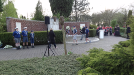 56340 De kranslegging op 4 mei 2012 (dodenherdenking) bij het monument ter ere van de oorlogsslachtoffers op de ...