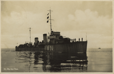 56761 'Hr.Ms. Van Nes.' De Hr. Ms. Van Nes was een Nederlandse torpedobootjager van de Admiralenklasse, vernoemd naar ...