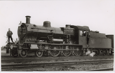 57153 Locomotief 3774 van de Nederlandse Spoorwegen, waarschijnlijk op het rangeerterrein (depot) te Vlissingen