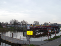 57702 De draaibrug over het Kanaal door Walcheren bij Souburg. Op 16 september 2013 werd de brug weg gehaald voor ...