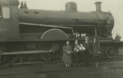 58405 Een afbeelding van een stoomlocomotief van de Nederlandse spoorwegen met het NS nummer 2125 (afgeleverd in 1917 ...