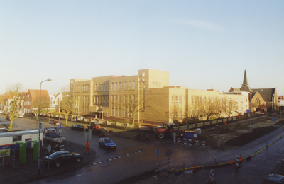 58602 Het gebouw van de voormalige HBS, thans Theo van Doesburgcentrum , cultureel- en kunstcentrum aan de ...
