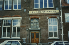 58664 De voormalige Rooms-Katholieke meisjesschool in de Breestraat