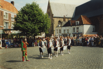 58845 Op zaterdag 17 augustus 1991 is de binnenstad van Vlissingen in Spaanse sferen, een 75 tellende Baskische ...