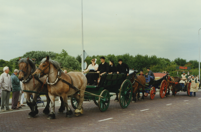 58850 Op zaterdag 13 juli vetrokkken 12 spannen met trekpaarden vanaf de Grote Markt in Brussel richting Amsterdam, ...