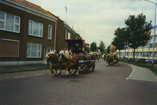 58865 Op zaterdag 13 juli vetrokkken 12 spannen met trekpaarden vanaf de Grote Markt in Brussel richting Amsterdam, ...
