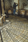 59169 In 2001 kreeg de Oranjemolen te Vlissingen een nieuwe paalfundering en betonvloer, uitgevoerd door firma Bresser ...