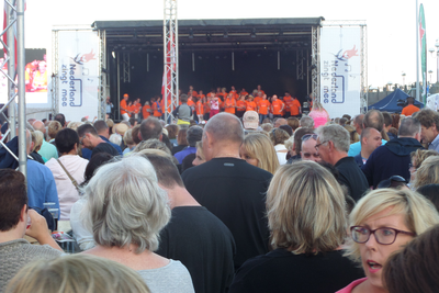59325 Op zaterdagavond 6 augustus 2016 was de negende editie van de 'Vlissingen Zingt', een jaarlijks meezingfeest op ...