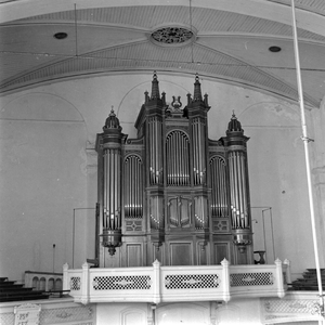 9681 Vlissingen. Sloop van de Nieuwe kerk in de Wilhelminastraat. Het orgel