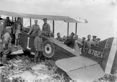 10881 Eerste Wereldoorlog. Koudekerke, vliegtuig van het type Airco D.H.9