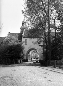 13709A Culemborgse Poort te Buren (Gelderland)
