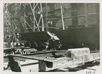 327-3 Bouw onderzeeboot Orzel voor de Poolse Marine op de scheepswerf De Schelde te Vlissingen. De eerste secties ...