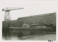 KB1-37 Bouw onderzeeboot Orzel voor de Poolse Marine op de scheepswerf De Schelde te Vlissingen. Aan de afbouwkade