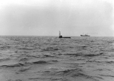 173 Bouwnr. 138: Onderzeeboot Hr. Ms. O III op proefvaart