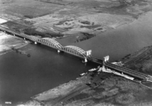 3745 Spoorbrug over de IJssel nabij Hattemerbroek