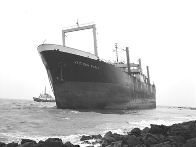 185 Liberiaanse tanker Western Eagle gestrand op de Schoone Waardin, Ritthem