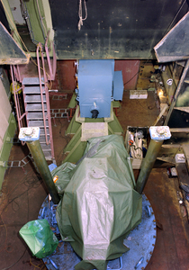 163 Ombouw afzinkbaar zwaar ladingschip Snimos Ace in de stenenlegger Seahorse I (IMO 8213744, bouwjaar 1994); in 1998 ...