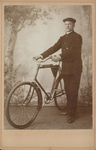 1147 Pieter Sandee (*1879) met een fiets