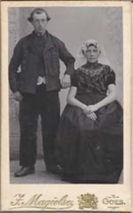 1786 Het echtpaar Bastiaan Rentmeester (1863-1914) en Johanna Ars (1864-1901)