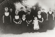 6052 Adriaan Sinke (1876-1935) en Neeltje Daane (1873-1941) met gezin