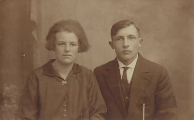 6063 Cornelia Adriana Duijnkerke (*1910) en Janus Pieter Tolhoek (*1910)