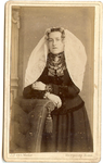 1723b Catharina Hartog (*1865) in Thoolse dracht