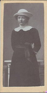 4264 Anna Christina Wabeke (*1889)