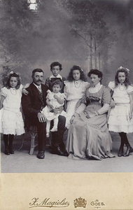 4379a Cornelis Johannes van der Werff (*1870) en zijn gezin