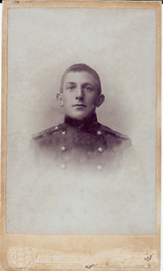 4551 Jacob Anthonij van Zetten (*1885) in uniform