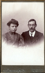 766 Kornelia Deurloo (*1889) en Hubrecht van Elsacker (*1886)