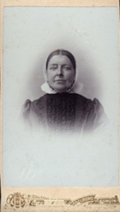 1047 Anna de Hullu, geboren Cadzand 10 november 1852, overleden Cadzand 18 juli 1942, dochter van Jacobus de Hullu en ...