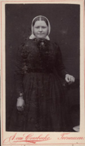 1337 Jacomina Jacoba (Mienke) de Lijser, geboren Retranchement 9 januari 1869, overleden Ede 23 juli 1969, dochter van ...