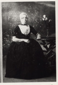 1429 Francina Johanna Lombaard, geboren Groede 23 april 1856, overleden Oost- en West-Souburg 6 augustus 1907, dochter ...