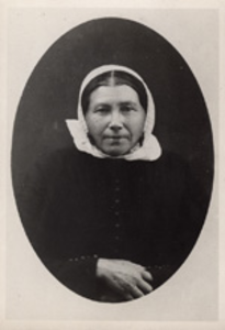 1451 Dina Anthonisse, geboren Sint Annaland 18 januari 1842, overleden Cadzand 30 juni 1914, dochter van Andries ...