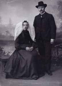 1991 Het echtpaar Krijn Jacobus Schippers (1872-1939), zoon van Adriaan Schippers en diens tweede vrouw Magdalena ...