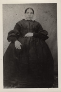 2049 Sara Schippers, geboren 24 januari 1840 te IJzendijke, dochter van Abraham Schippers en Sara Robina Provoost. Ze ...