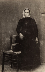 255 Maria Luteijn, geboren Zuidzande 23 december 1868, overleden Breskens 13 augustus 1946, dochter van Izaak Luteijn ...