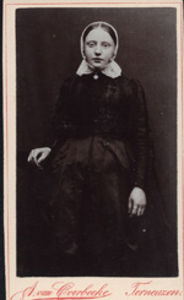 556 Jozina Versprille, geboren Oostburg 2 juni 1875, overleden Oostburg 12 maart 1951, dochter van Abraham Versprille ...