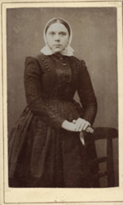 915 Magdalena Johanna Karels, geboren Groede 16 juli 1864, overleden Zeist 19 april 1939, dochter van Izaak Johannes ...