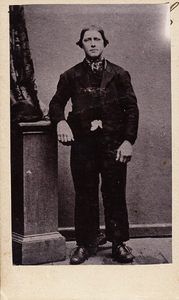 49 Cornelis Meulenberg (1846-1888), zoon van Marinus Meulenberg en Tona Kwist