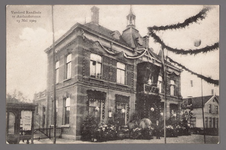 0464 Versierd Raadhuis te Aarlanderveen 13 mei 1909, 1900-1910